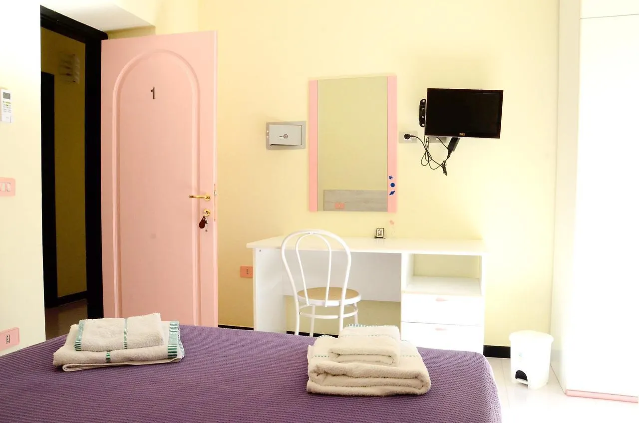ベッド・アンド・ブレックファスト B&B Sardinia Room Siscaledda ドルガーリ イタリア